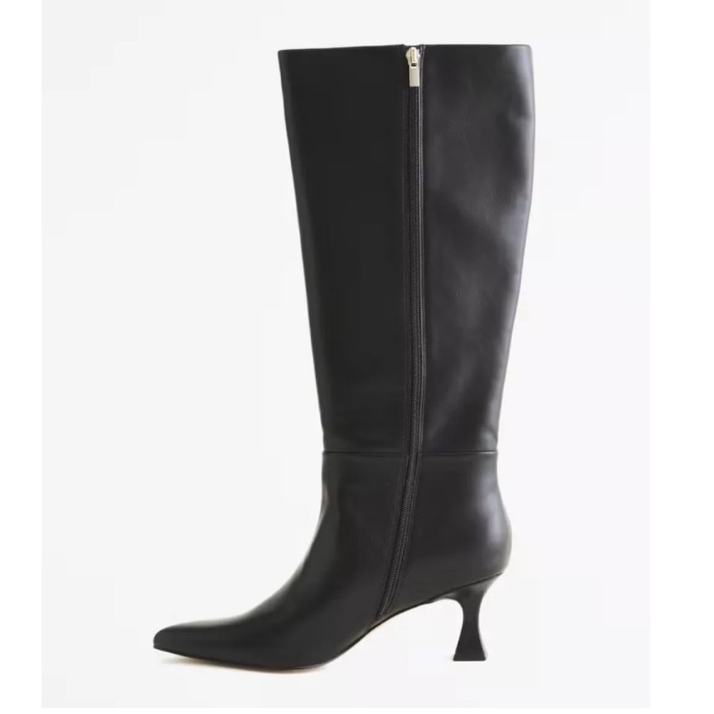 NWT 90s Knee High Boots